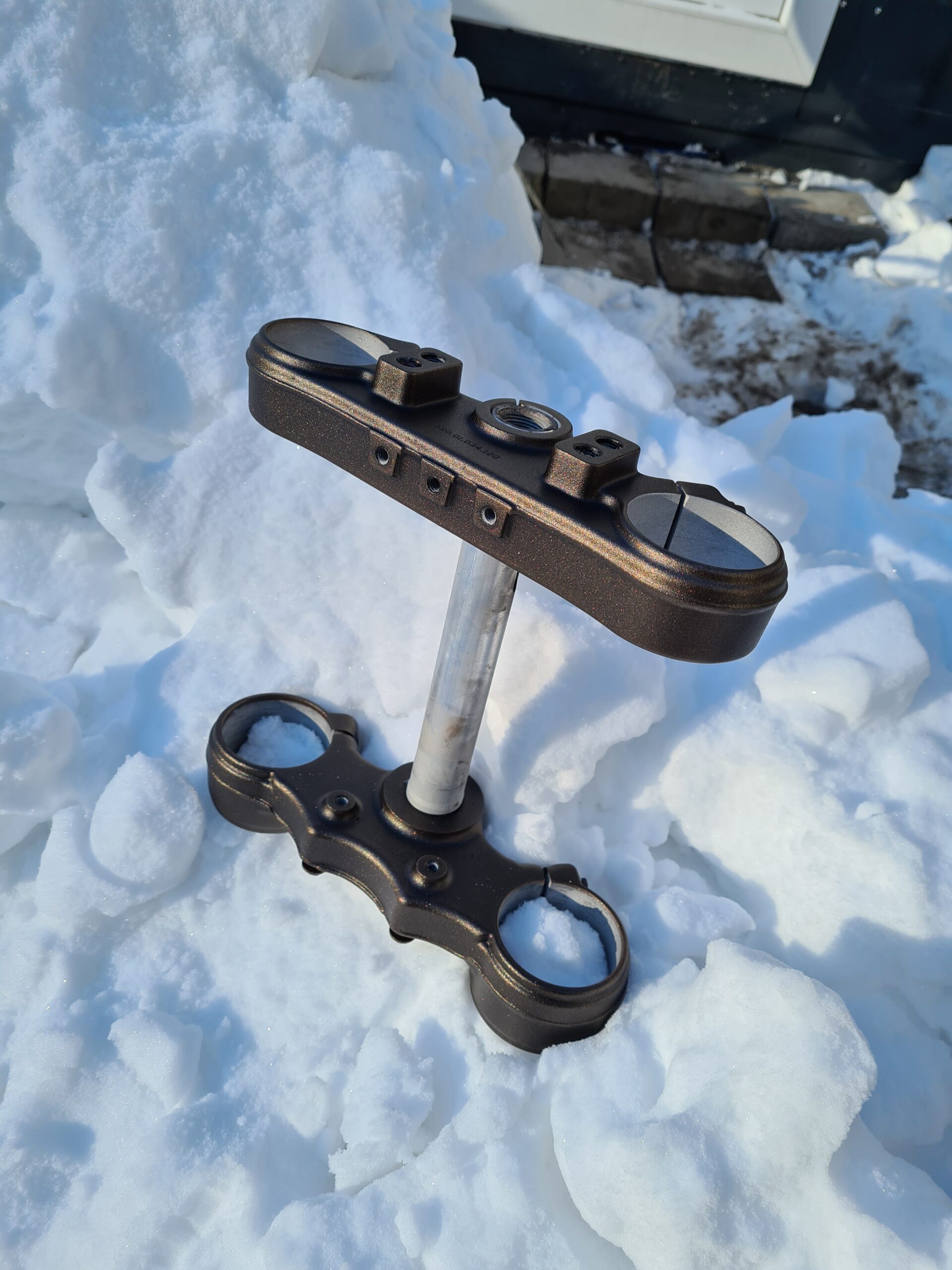 Gabelbrücke inkl. Steuerrohr aus- und einpressen